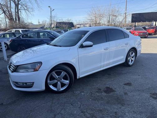 2015 Volkswagen Passat 1.8T Limited Edition
