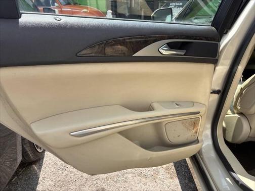 2015 Lincoln MKZ Base