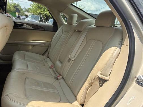 2015 Lincoln MKZ Base