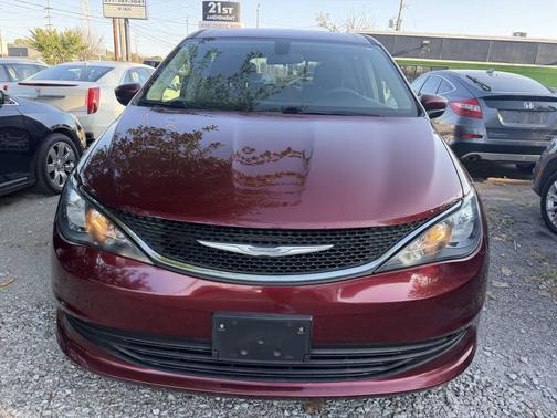 Velvet Red Pearlcoat 2018 Chrysler Pacifica Touring