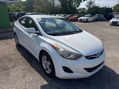 Pearl White 2011 Hyundai ELANTRA GLS