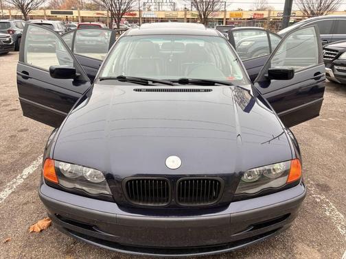 1999 BMW 323 i