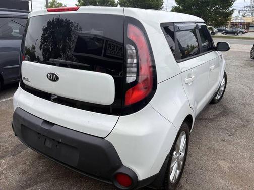 Clear White 2014 Kia Soul +