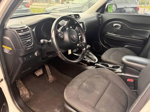 Clear White 2014 Kia Soul +