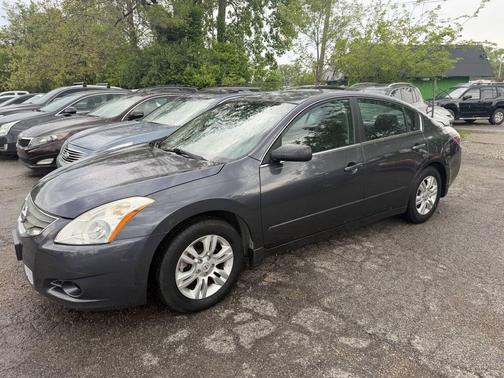 Gray 2012 Nissan Altima 2.5 S