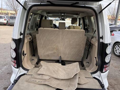2015 Land Rover LR4 Base