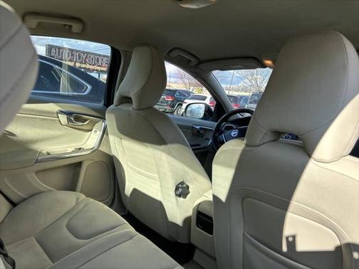 2013 Volvo S60 T5 Platinum