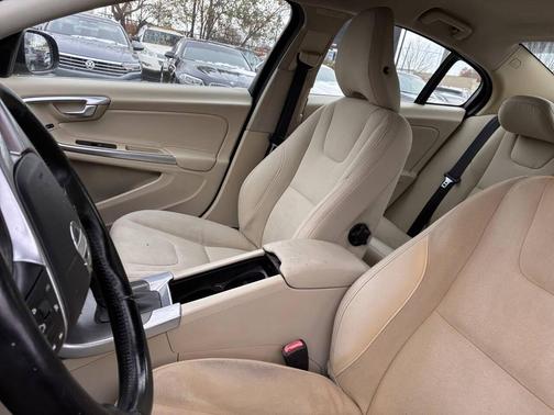 2013 Volvo S60 T5