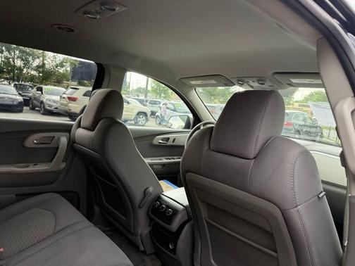 2012 Chevrolet Traverse LS