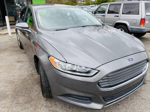 2013 Ford Fusion SE