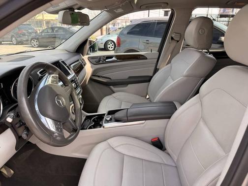 2012 Mercedes-Benz M-Class 4MATIC