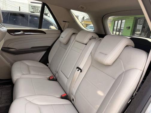 2012 Mercedes-Benz M-Class 4MATIC