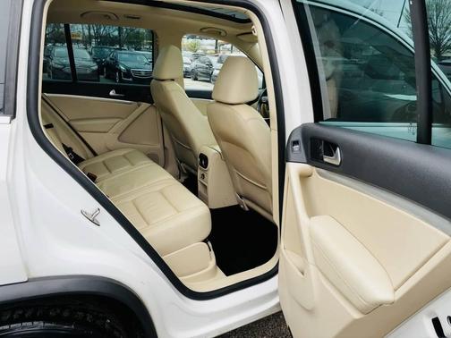 2013 Volkswagen Tiguan SEL