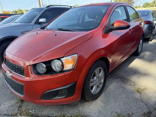 2014 Chevrolet Sonic LS