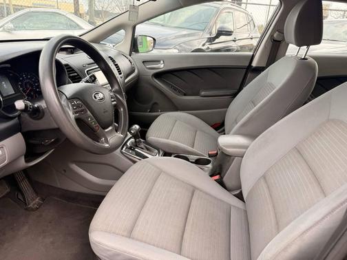 Aurora Black 2017 Kia Forte LX