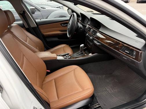 2011 BMW 328 i xDrive