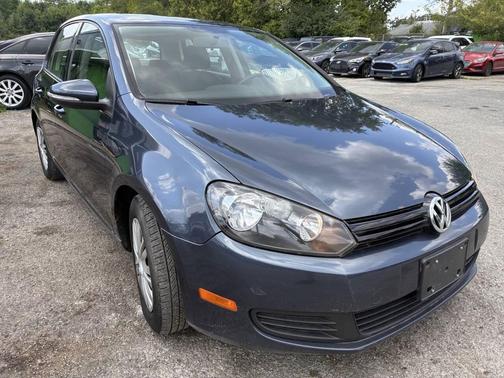 2010 Volkswagen Golf 4-Door