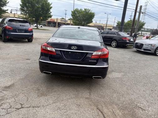 2012 Hyundai Genesis 3.8