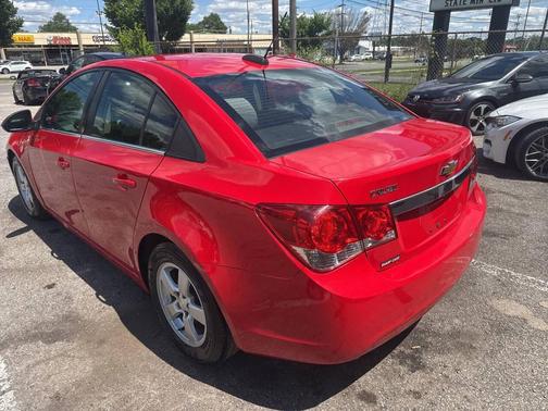 Red 2015 Chevrolet Cruze 1LT