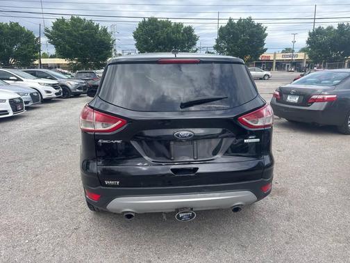 White Platinum Metallic Tri-Coat 2016 Ford Escape SE