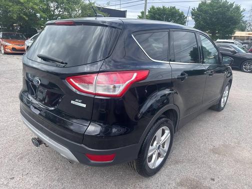 White Platinum Metallic Tri-Coat 2016 Ford Escape SE