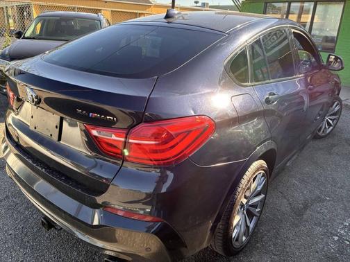 Black 2017 BMW X4 M40i