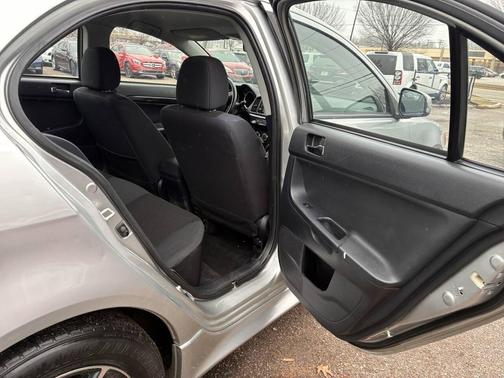 2017 Mitsubishi Lancer SE