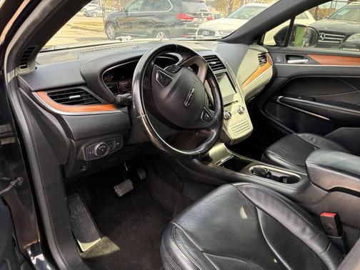 2017 Lincoln MKC Reserve