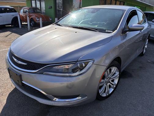 2015 Chrysler 200 Limited
