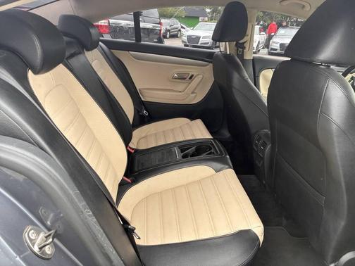 Gray 2010 Volkswagen CC Sport