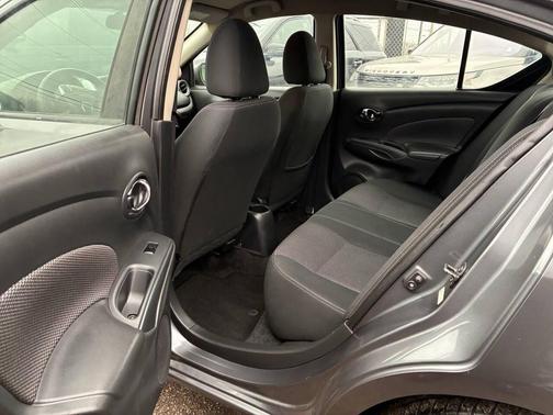 2018 Nissan Versa 1.6 SV