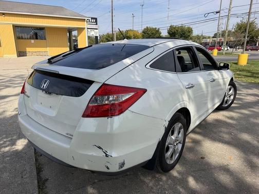 White Diamond Pearl 2010 Honda Accord Crosstour EX-L