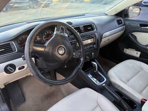 2013 Volkswagen Jetta SE