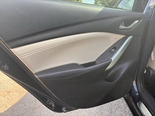 2016 Mazda Mazda6 i Touring