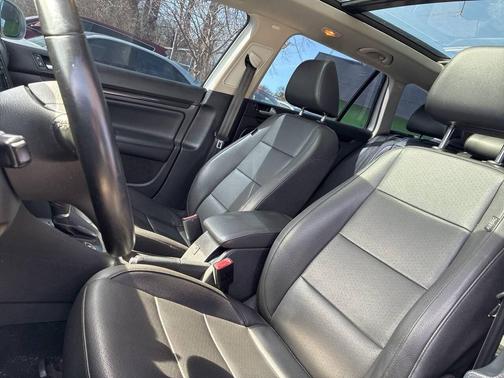 2014 Volkswagen Jetta SportWagen DSG TDI w/Sunroof
