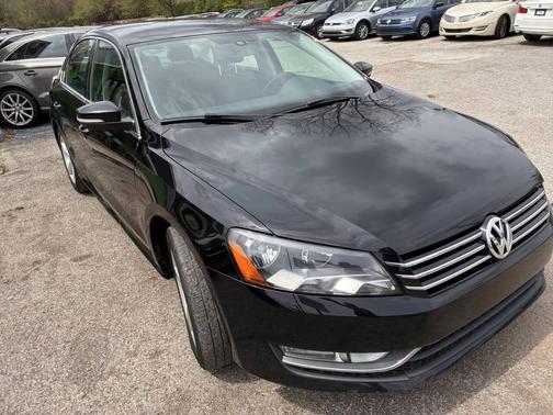 Black Uni 2015 Volkswagen Passat 1.8T Limited Edition
