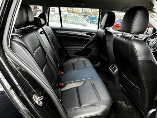 2017 Volkswagen Golf Alltrack TSI SEL