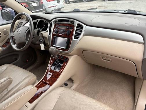Blue 2006 Toyota Highlander Base