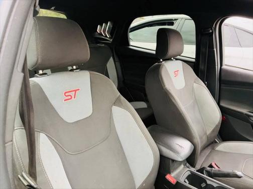2018 Ford Focus ST ST