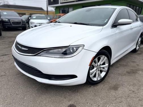 2015 Chrysler 200 LX
