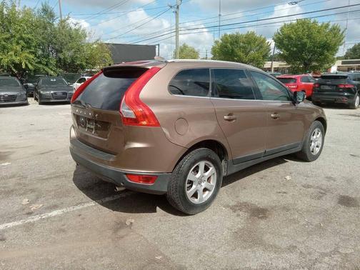 2011 Volvo XC60 3.2