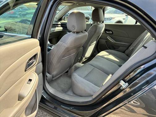 2015 Chevrolet Malibu 1LS