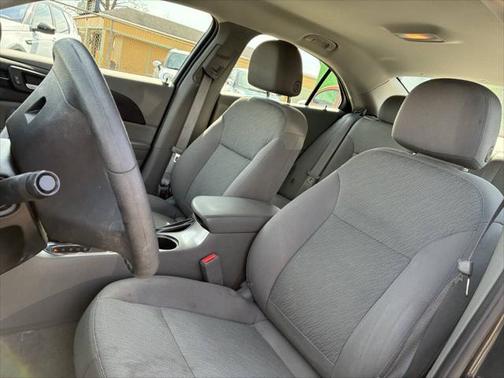 2015 Chevrolet Malibu 1LS