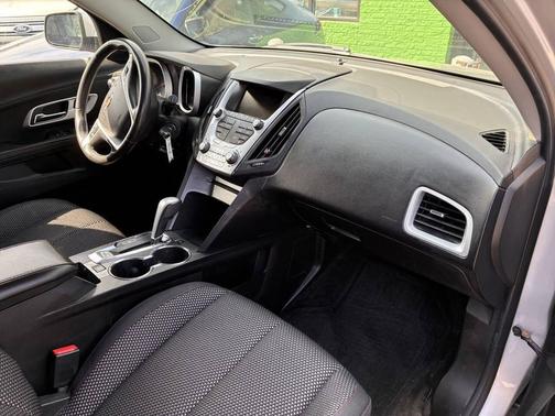 Silver 2015 Chevrolet Equinox 1LT