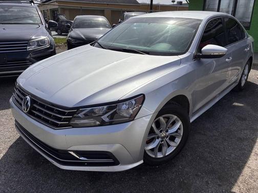 2016 Volkswagen Passat 1.8T S