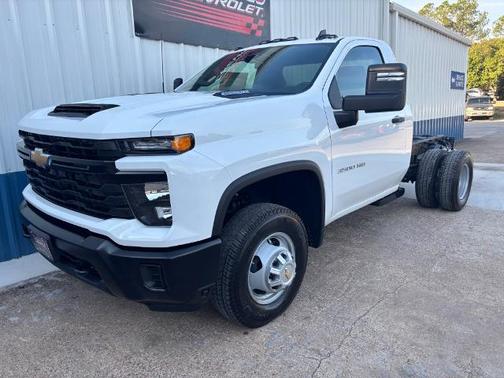 2026 Chevrolet Silverado 3500 WT