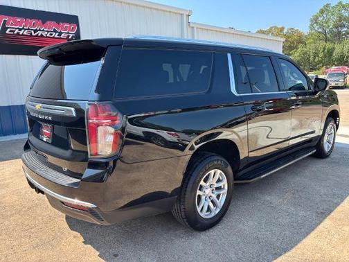 2021 Chevrolet Suburban LT
