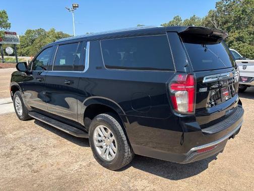 2021 Chevrolet Suburban LT