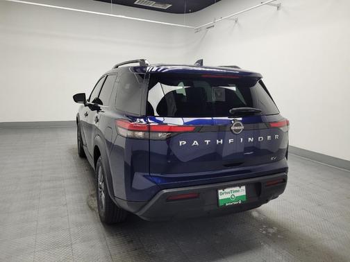 2022 Nissan Pathfinder SV 2WD