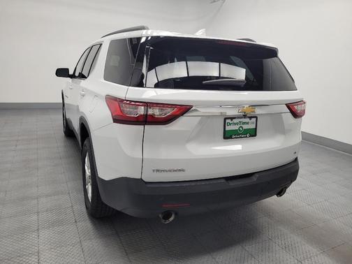 White 2019 Chevrolet Traverse LT Cloth